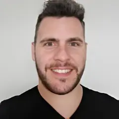 Foto de Lucas, cliente de la mentoría 1:1 de WOWATE